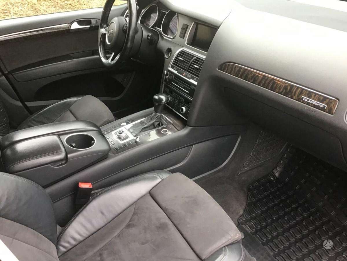 Audi Q7, 3.0 l., Хэтчбек