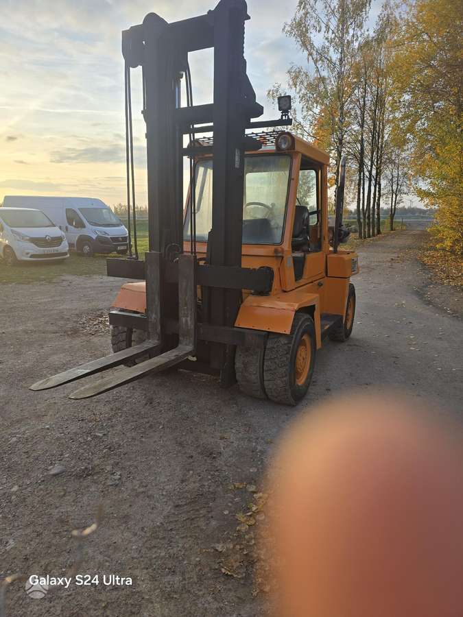 Mitsubishi TCM, forklifts