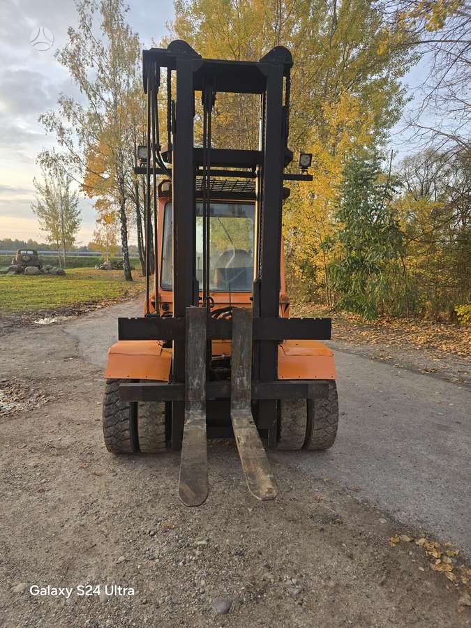 Mitsubishi TCM, forklifts