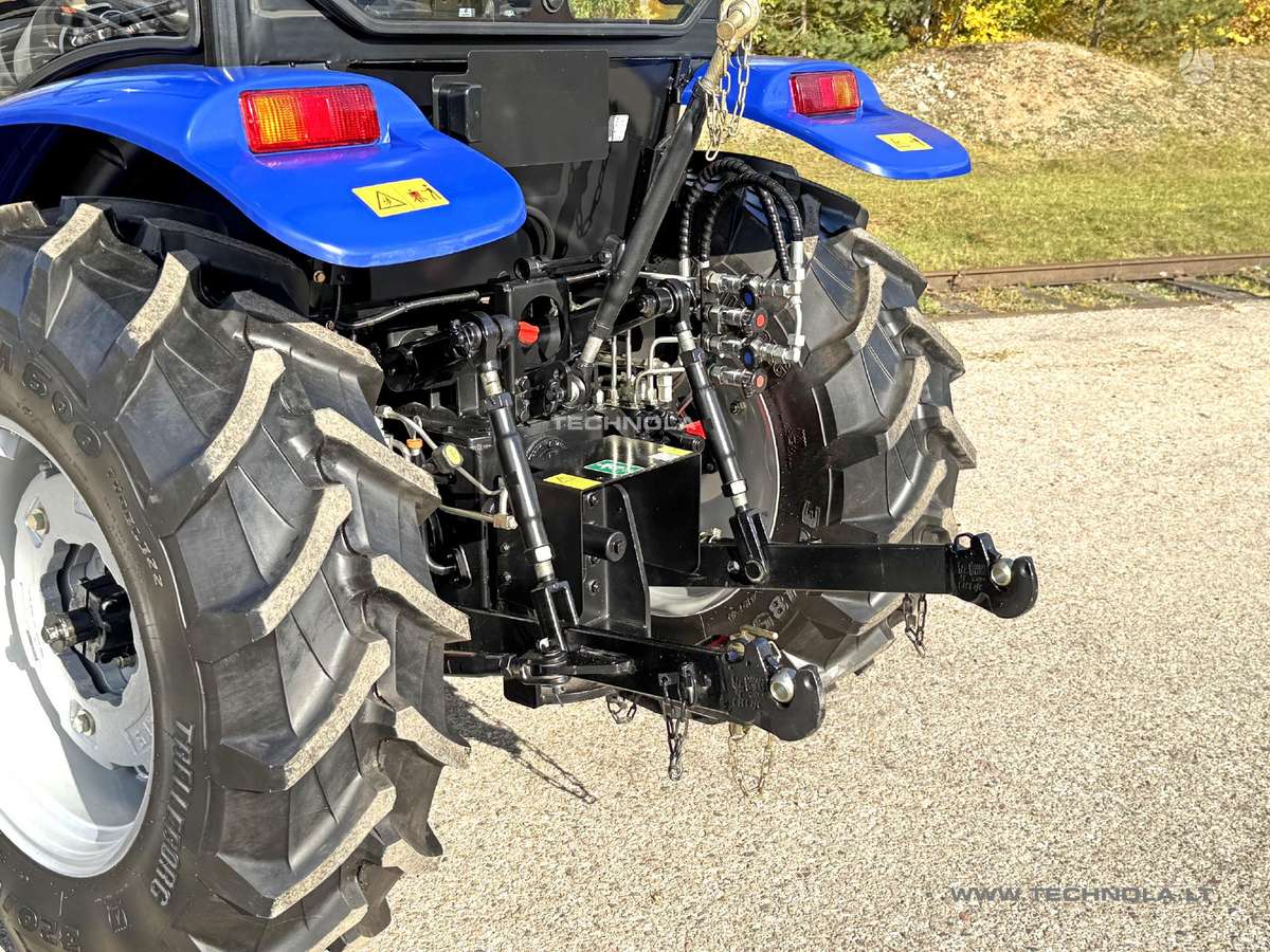 LOVOL M404, tractors