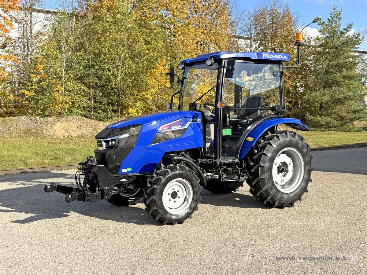 LOVOL M404, tractors