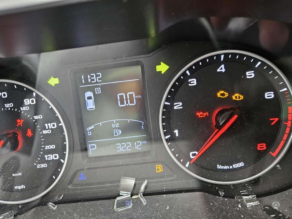MG ZS Rida 32 200