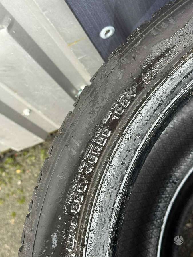 Goodyear UG PERFORMANCE, winter 285/40 R20