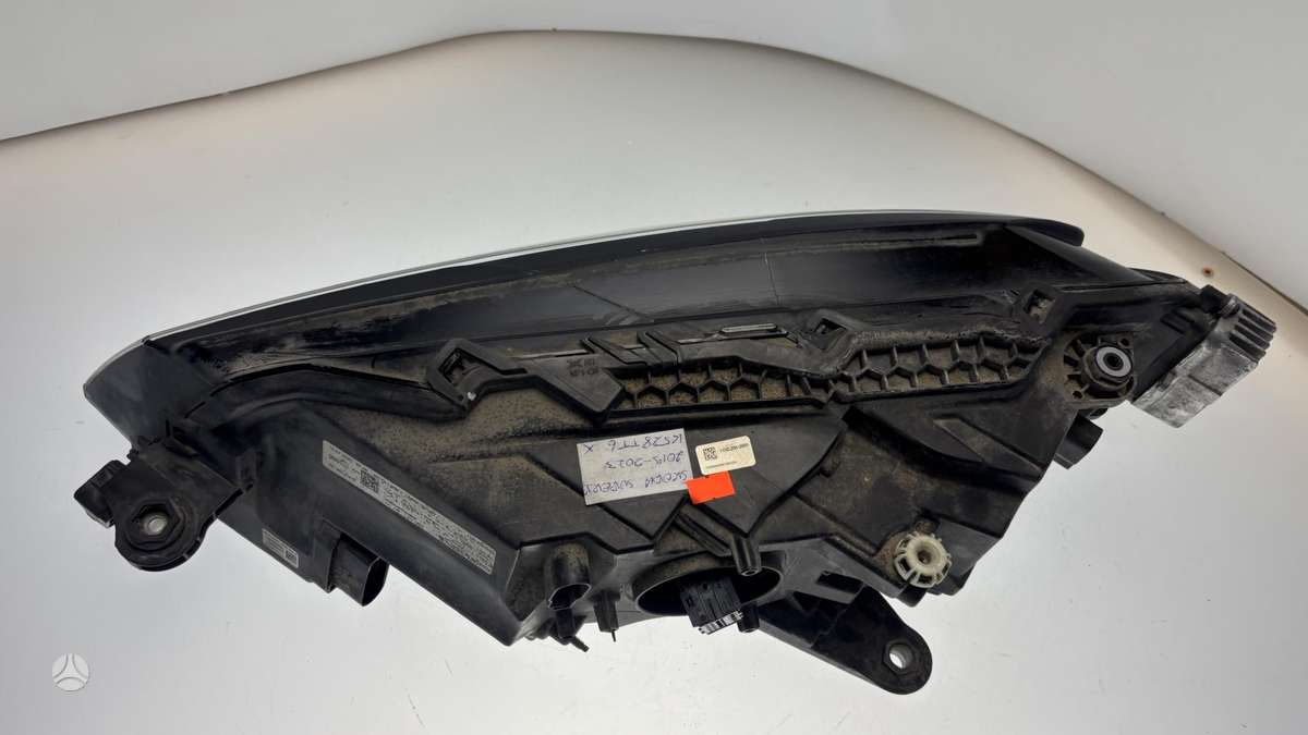 Skoda Superb, 3V1941016D, Cen29322