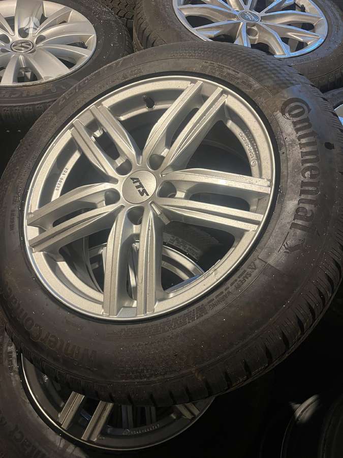 Continental, зимние 215/65 R17