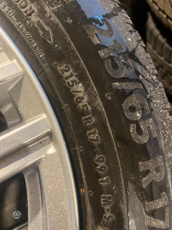 Continental, žieminės 215/65 R17