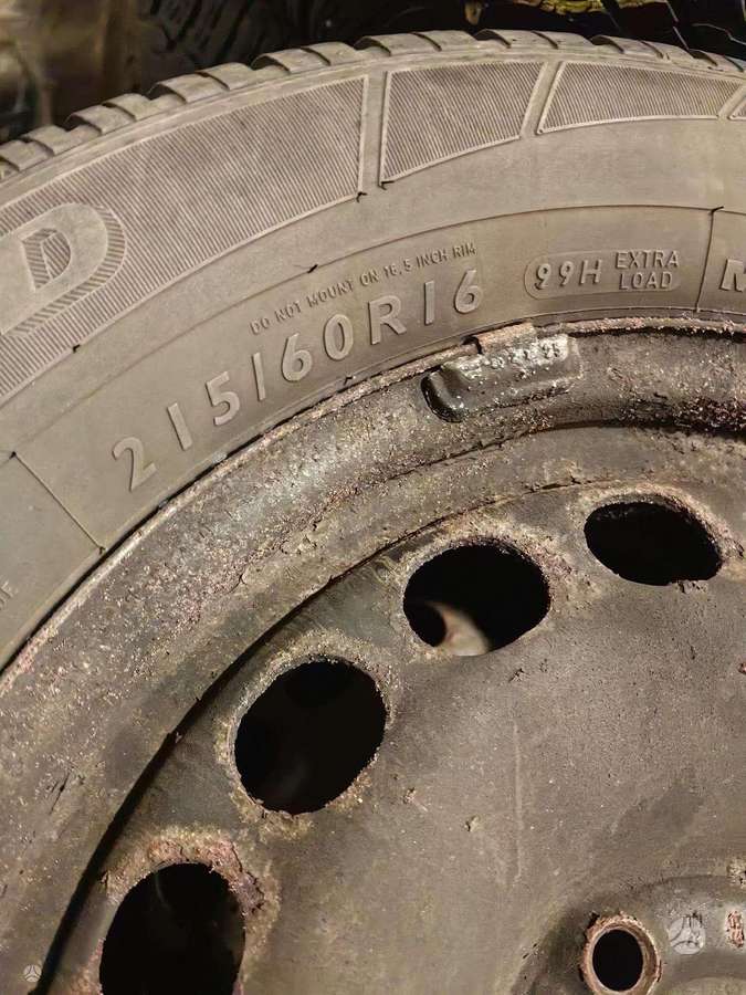 Dunlop, winter 215/60 R16
