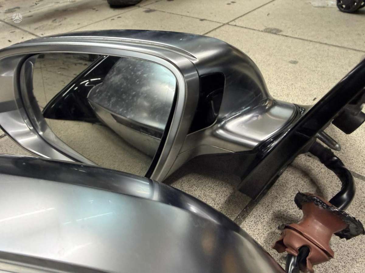 Audi A8 Audi a8 s8 full veidrodeliai