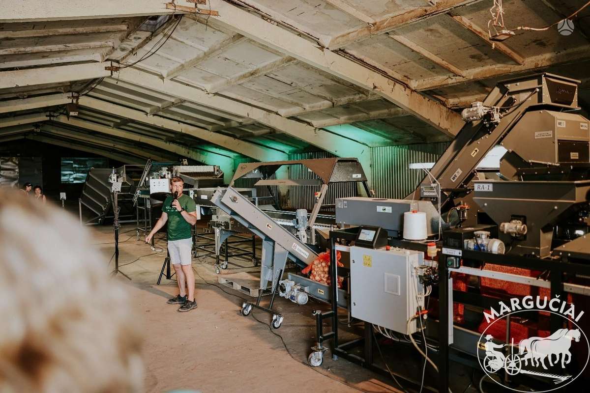 Domasz Daržovių rūšiavimo / pakavimo, daržovių nuėmimo, apdorojimo ...