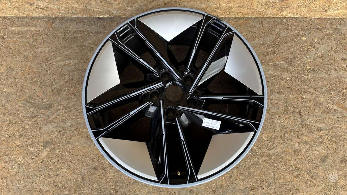 Audi e-tron GT, 4J3601025, Cen29202