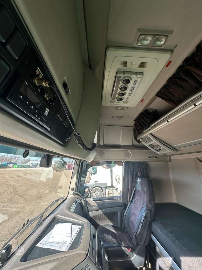 DAF XF 480 FT, double sleeper