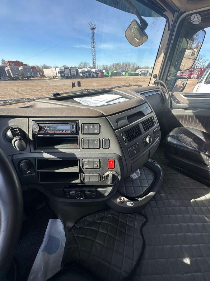 DAF XF 480 FT, 2 спальных места