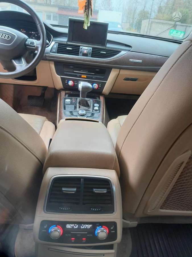 Audi A6, 3.0 l., Седан