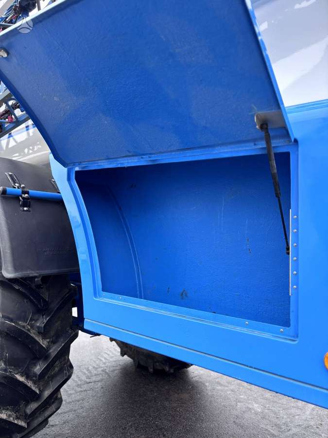 -Kita- Agrio Mamut 6030, sprayers