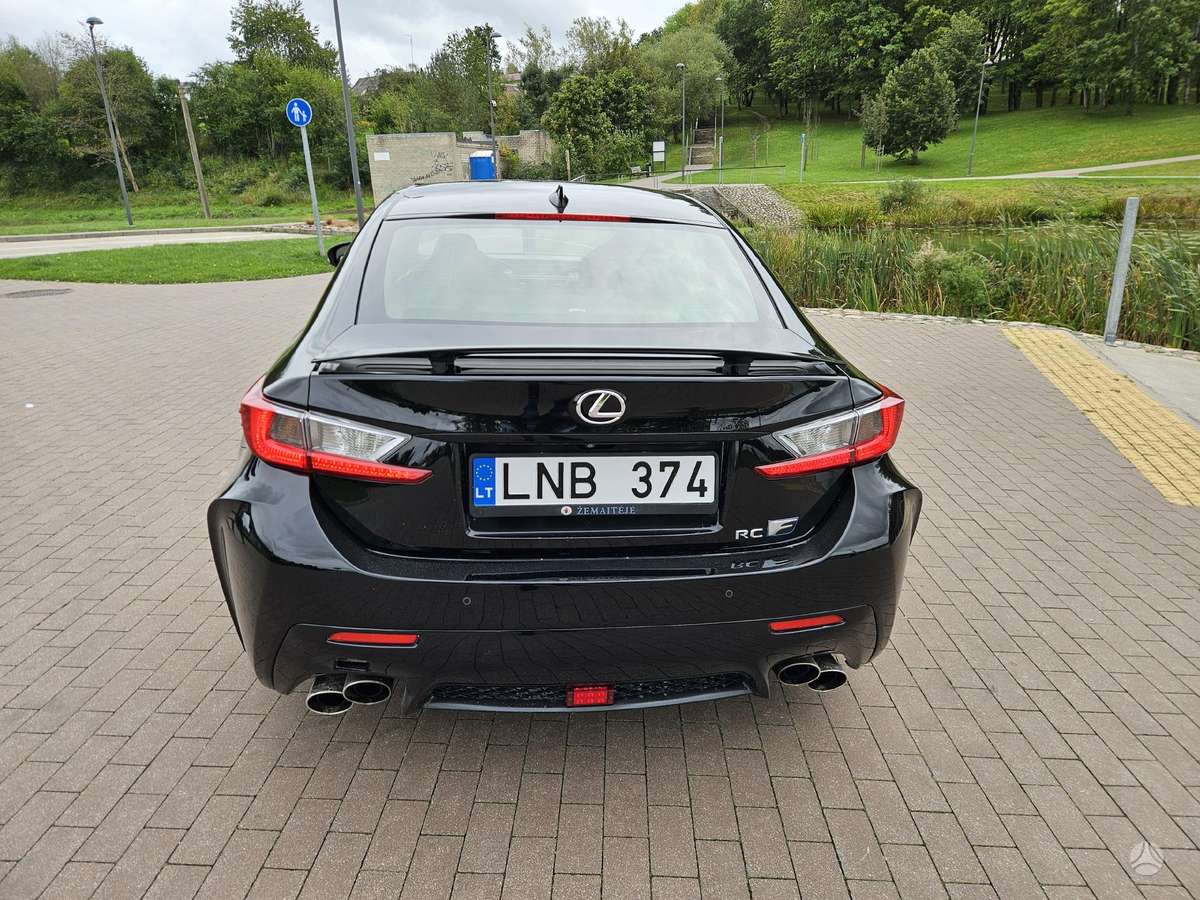 Lexus RC-F, 5.0 l., Седан