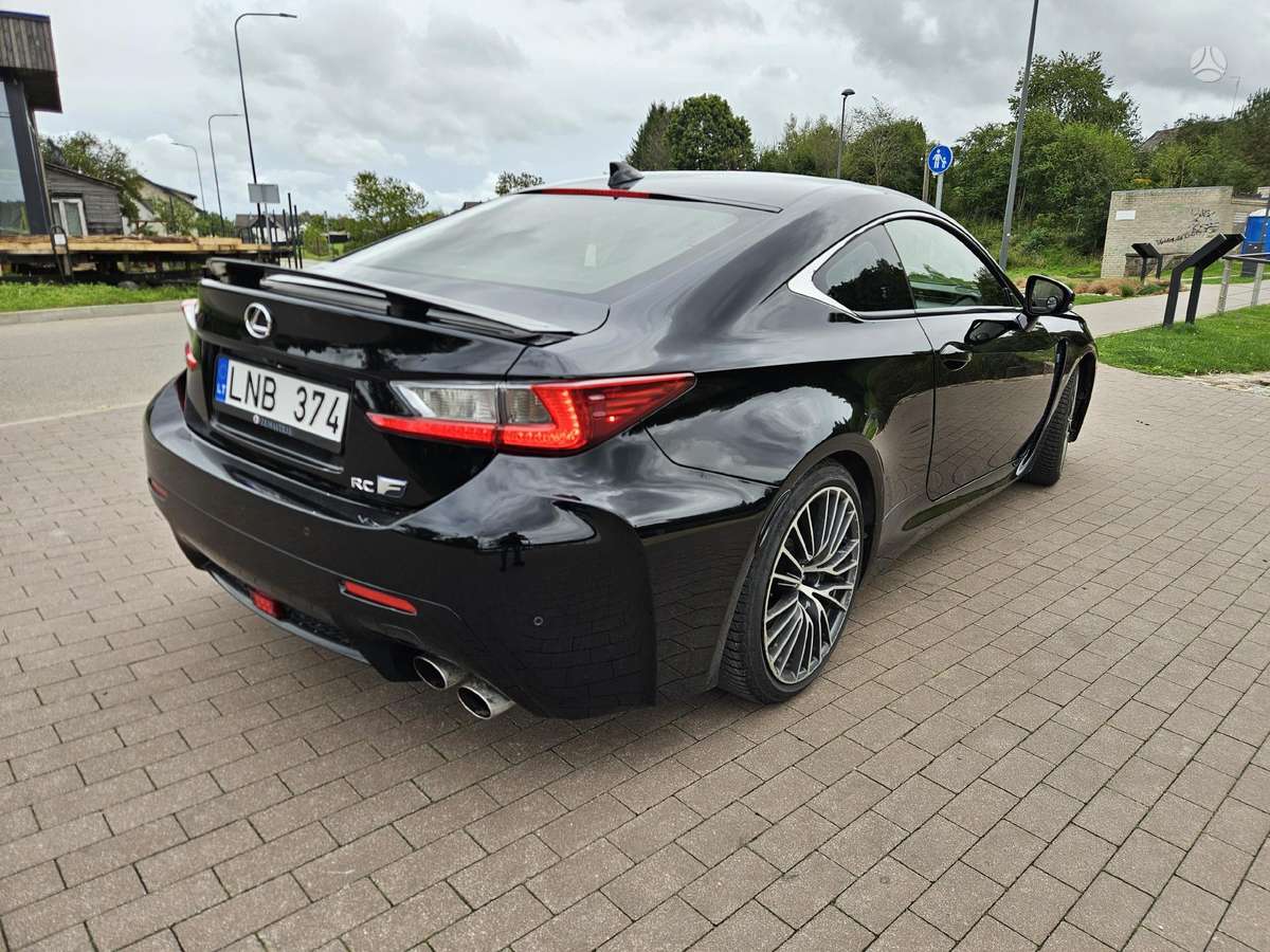 Lexus RC-F, 5.0 l., Седан