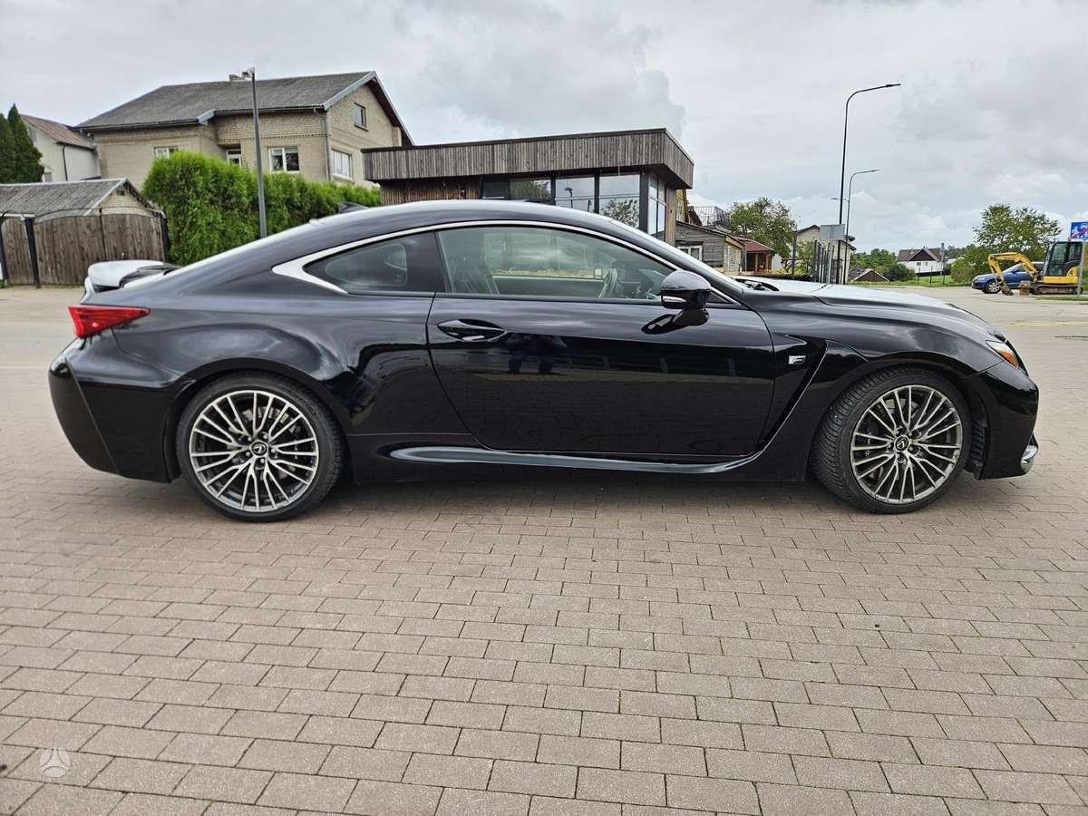 Lexus RC-F, 5.0 l., Седан