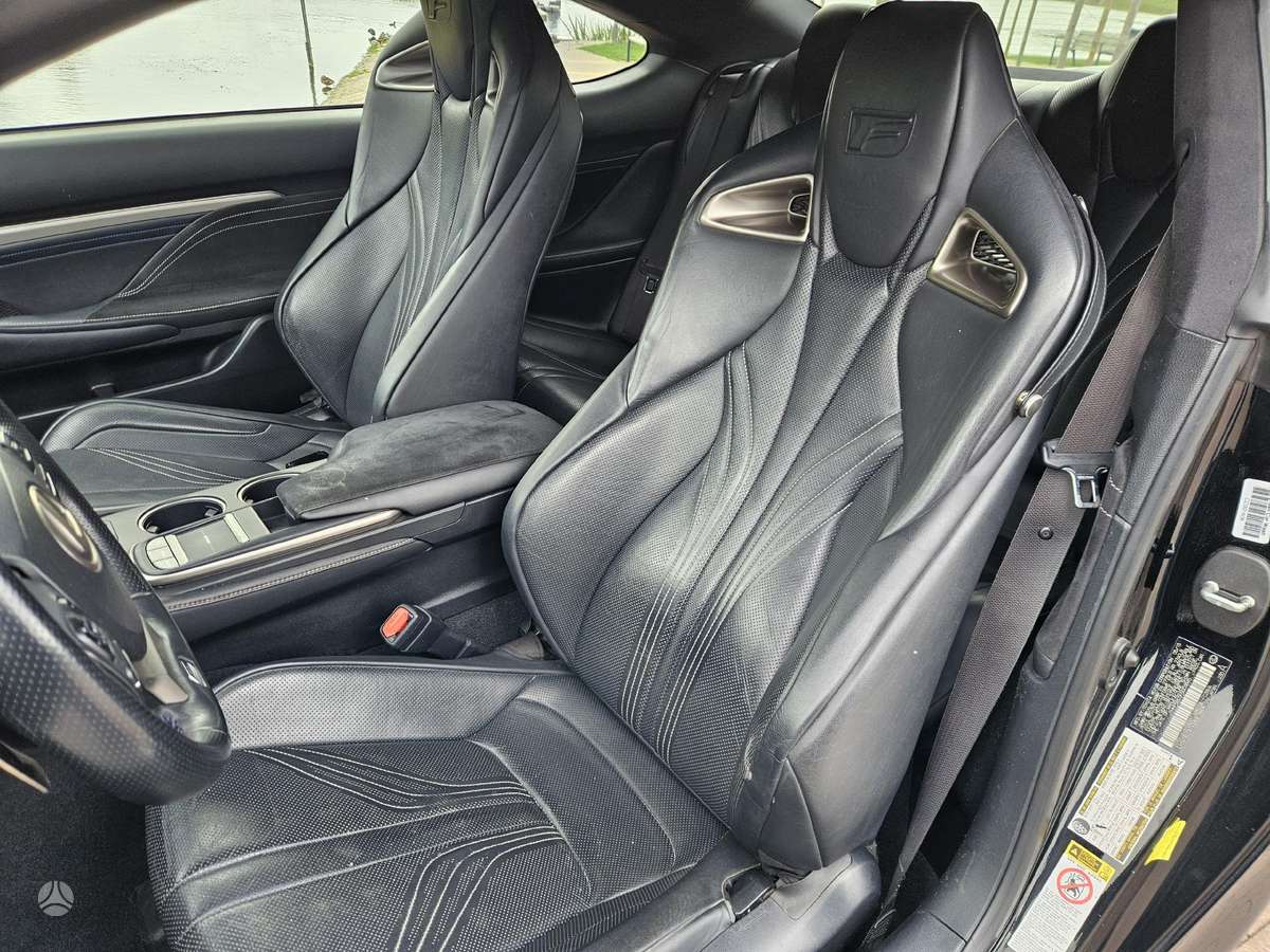 Lexus RC-F, 5.0 l., Седан