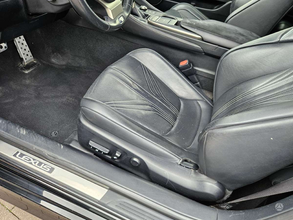 Lexus RC-F, 5.0 l., Седан