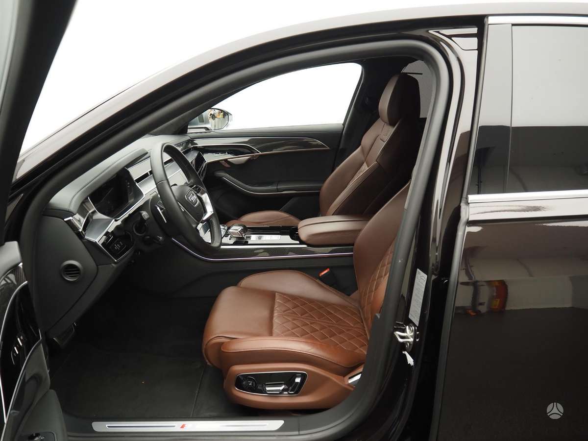 Audi S8, 4.0 l., Седан