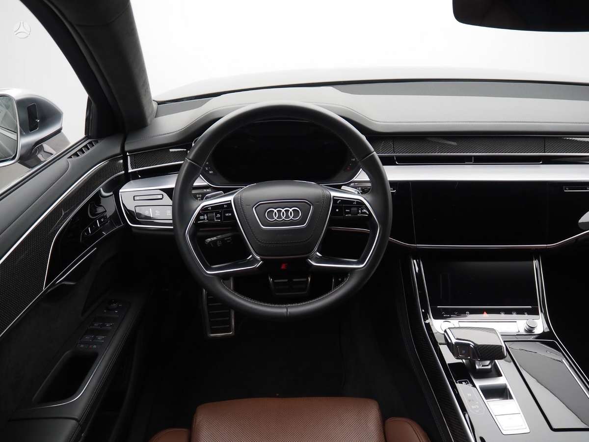 Audi S8, 4.0 l., Седан