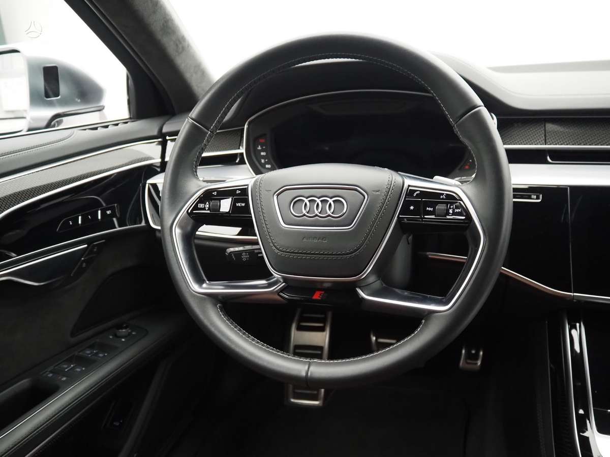 Audi S8, 4.0 l., Седан