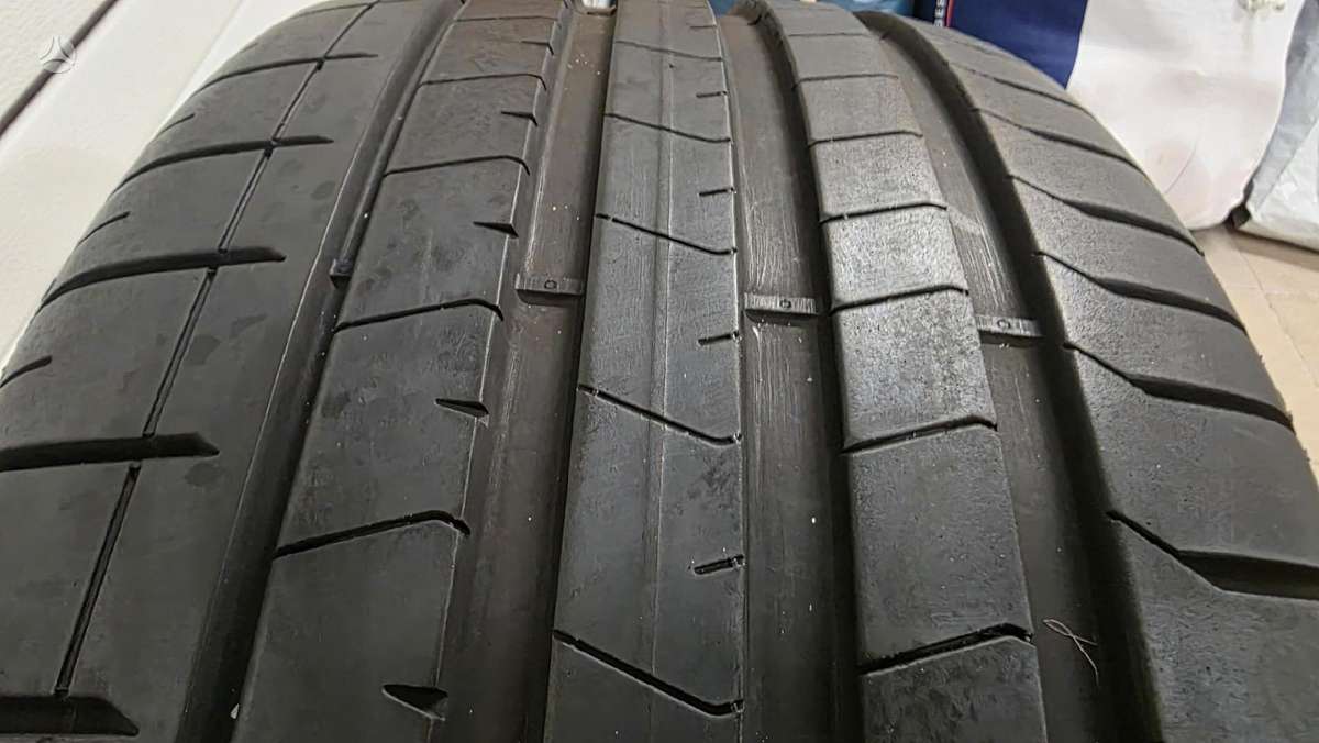 Pirelli P ZERO, vasarinės 285/45 R20