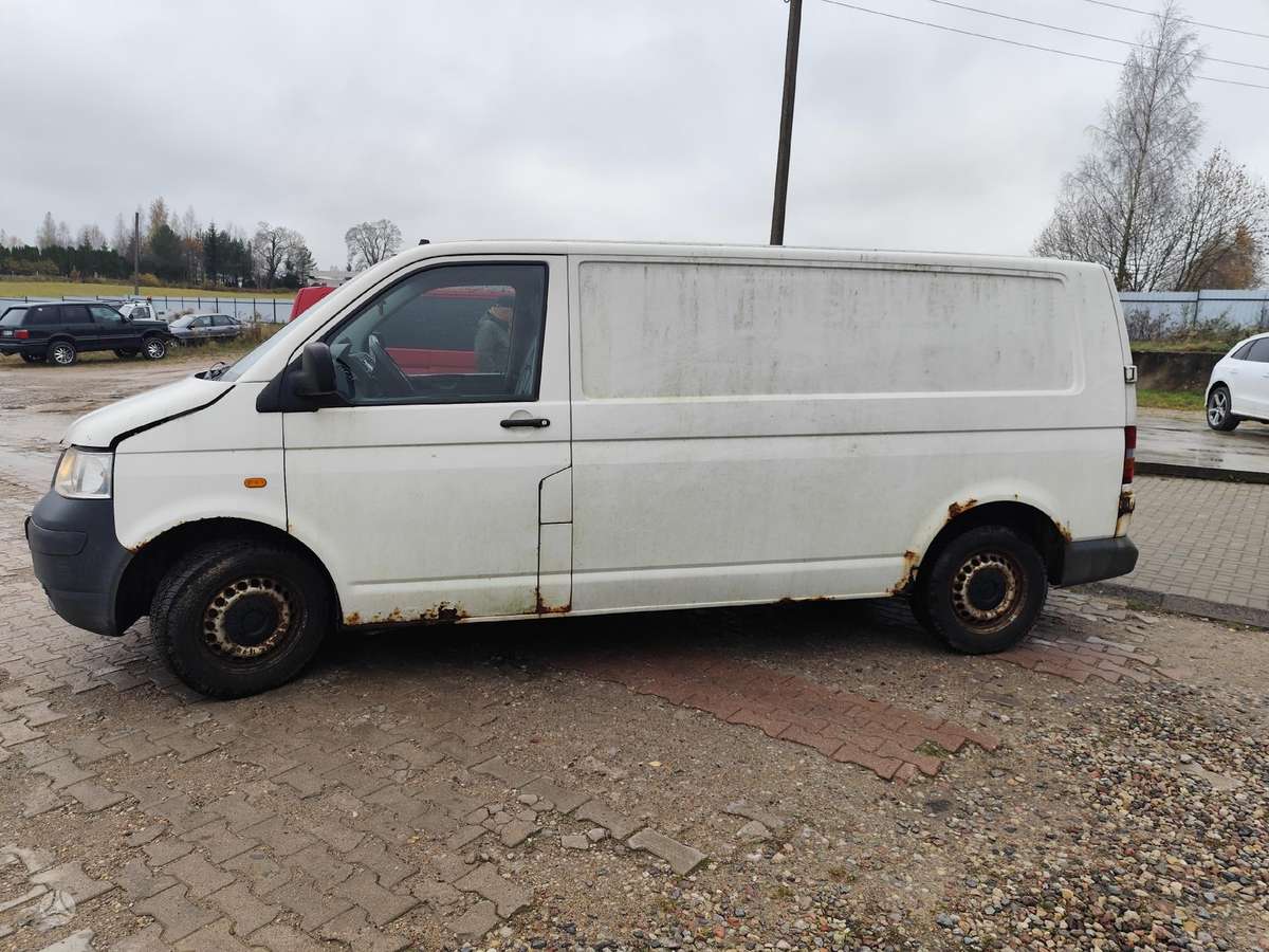 Volkswagen TRANSPORTER, preču