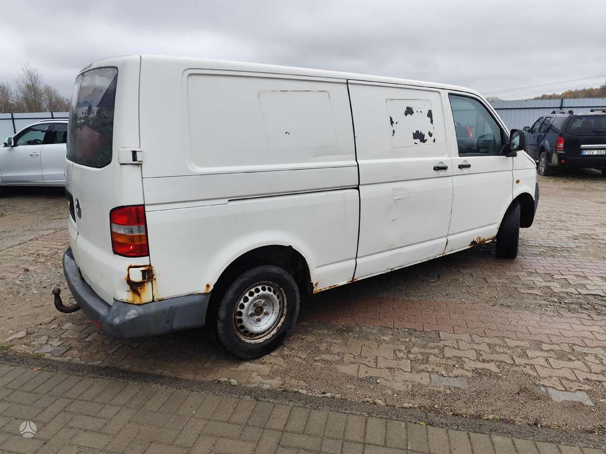 Volkswagen TRANSPORTER, preču