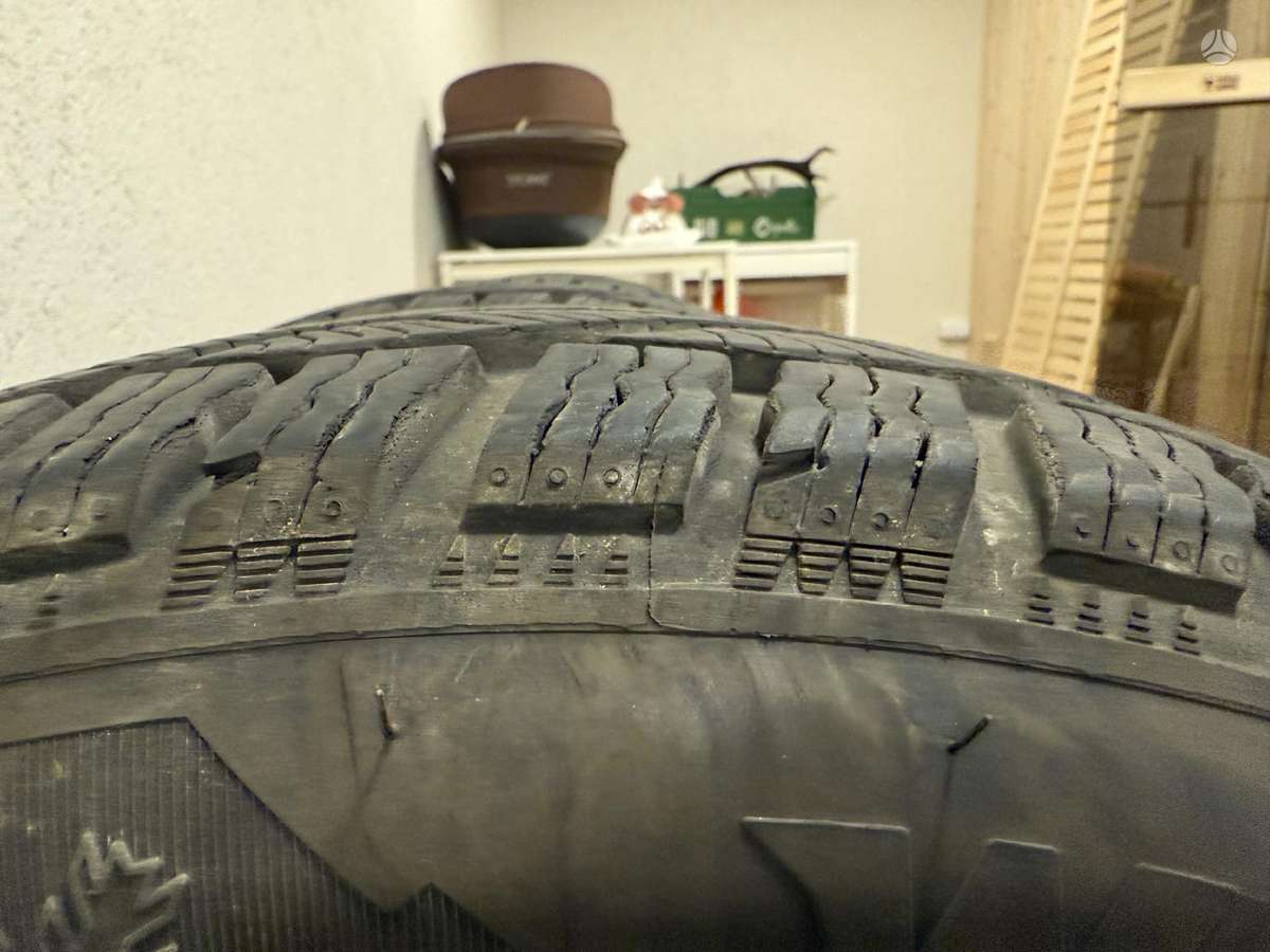 Taurus, žieminės 215/65 R17