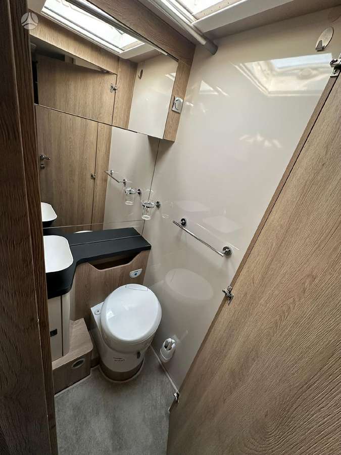 Mobilvetta KEA I 90, campers
