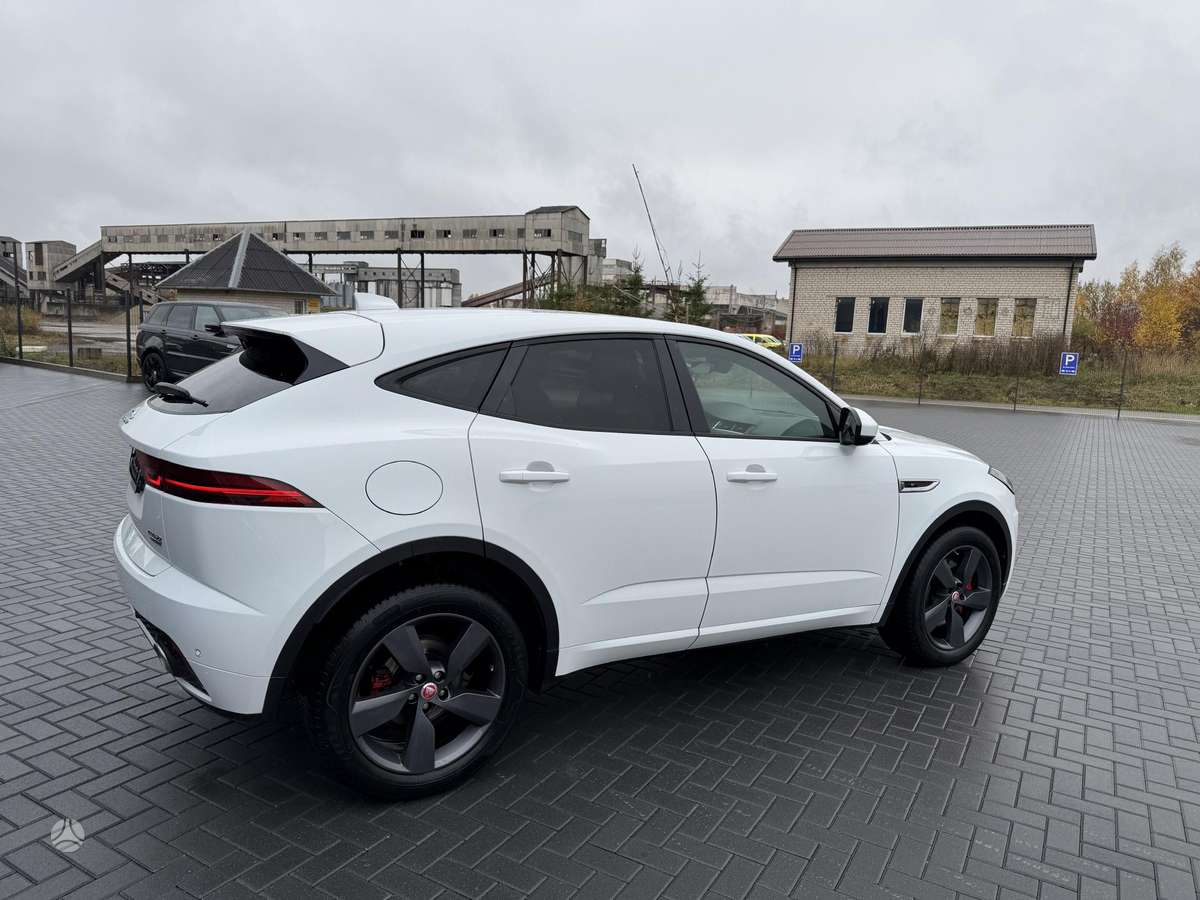 Jaguar E-Pace, 2.0 l., off-road / crossover