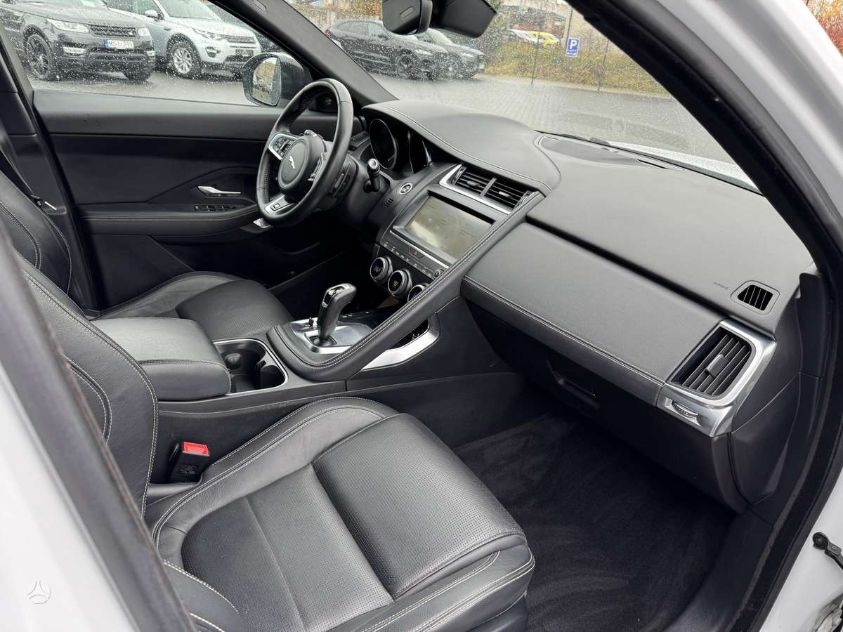 Jaguar E-Pace, 2.0 l., Внедорожник / Кроссовер