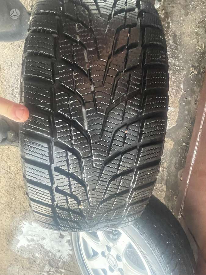 Volvo, lengvojo lydinio, R16