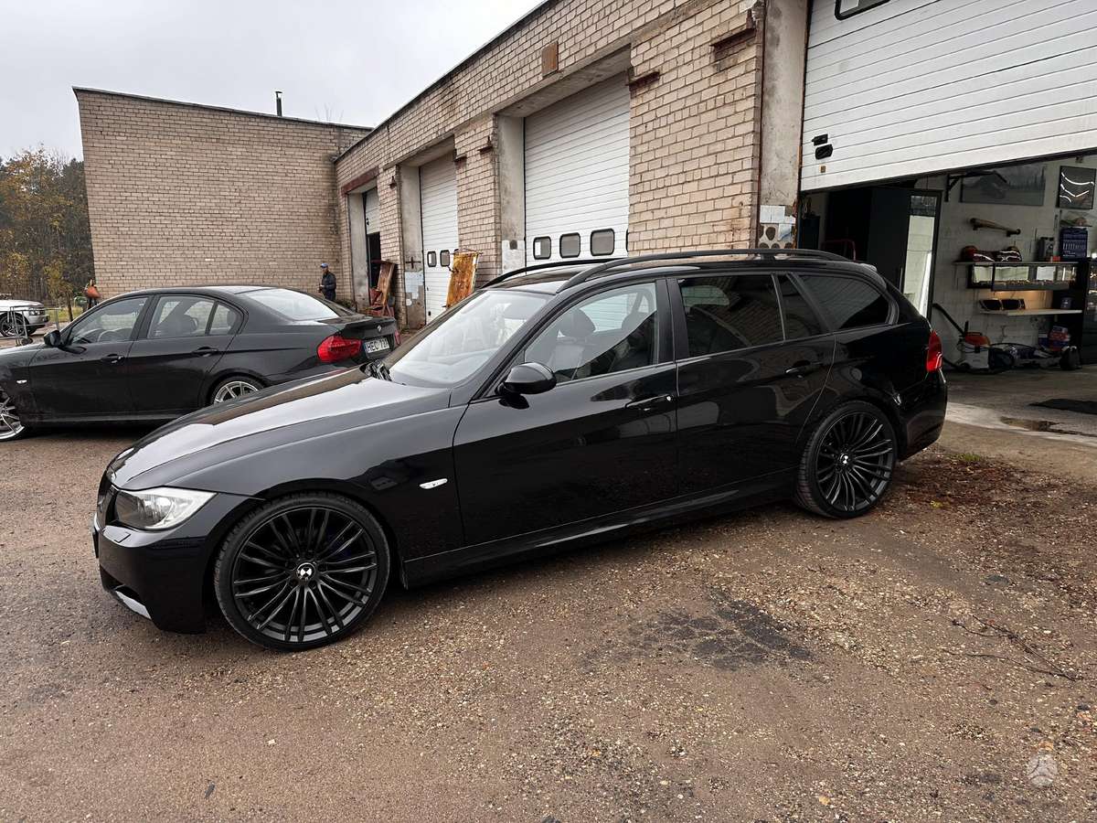 BMW 320, 2.0 l., universalas