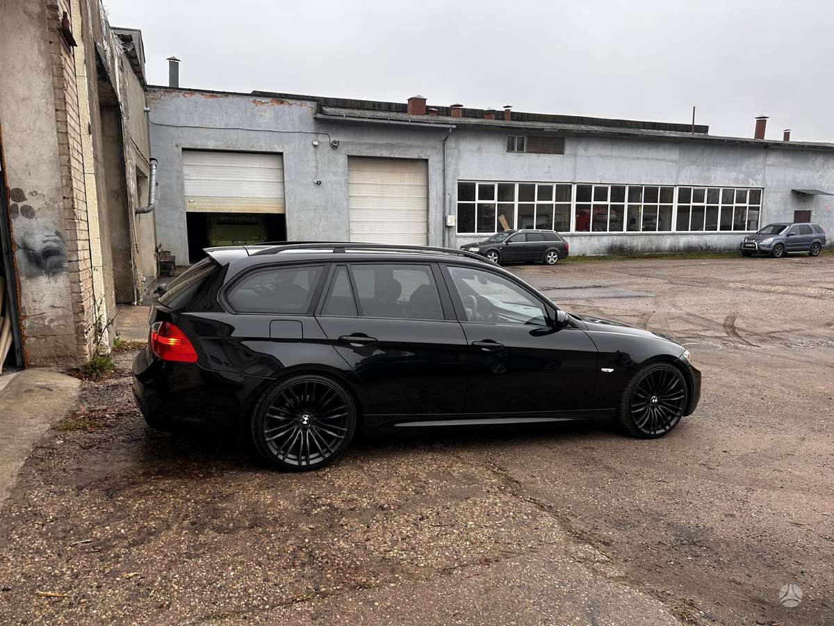 BMW 320, 2.0 l., universalas