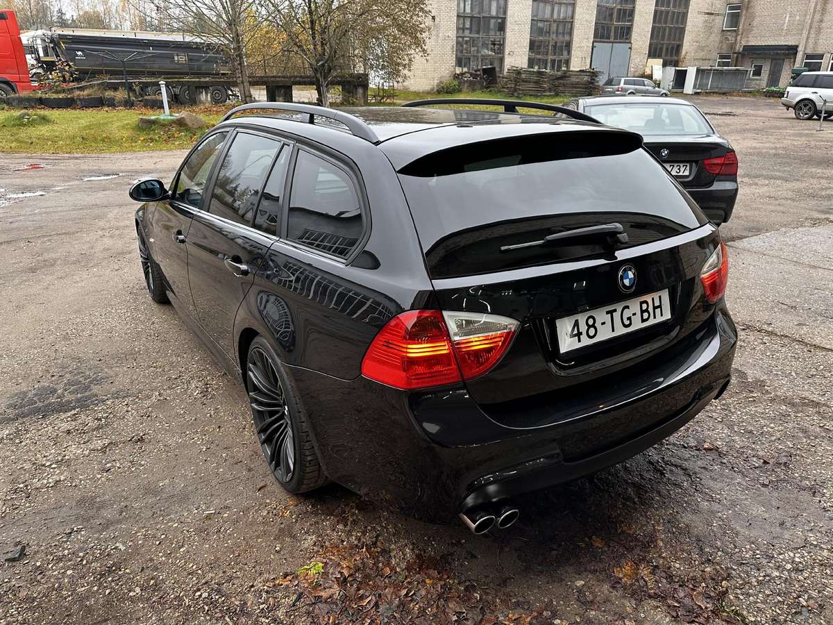 BMW 320, 2.0 l., universalas