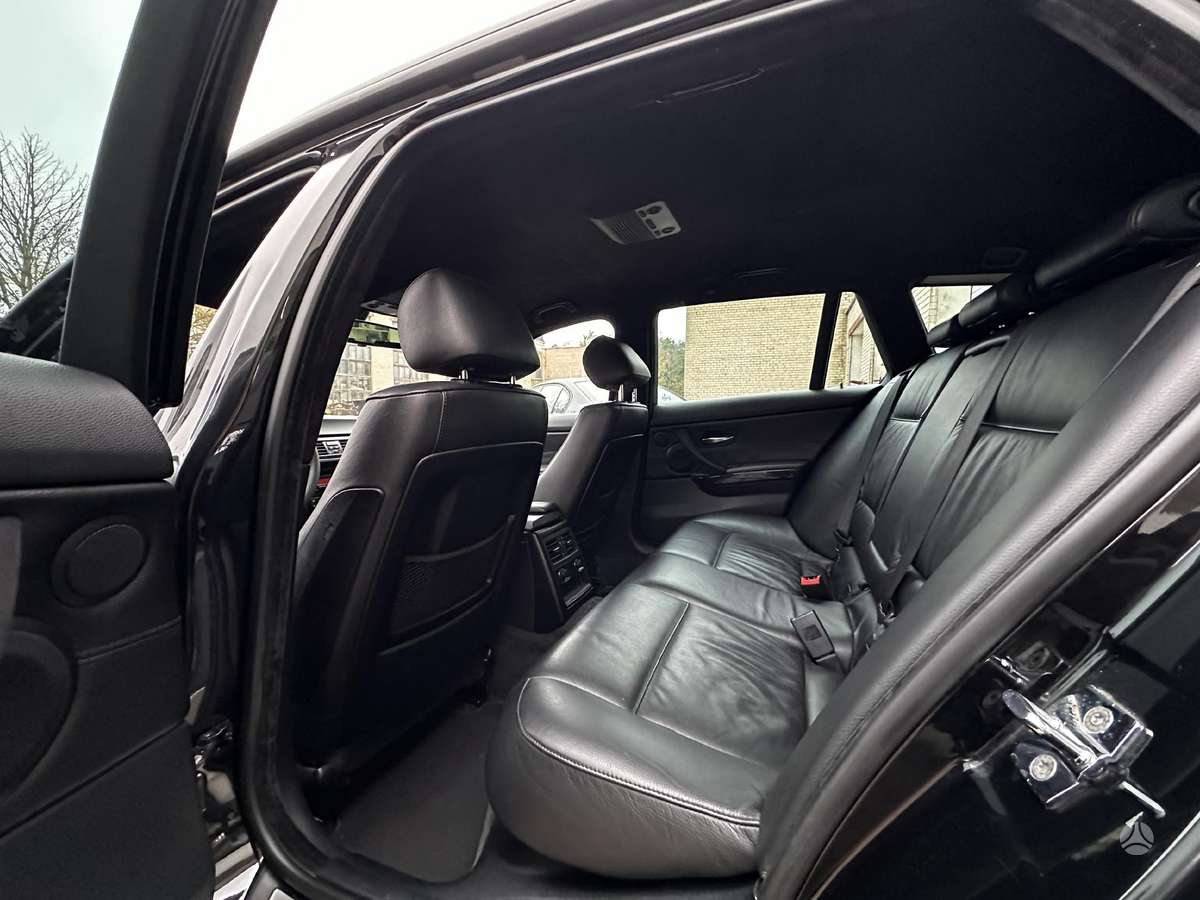 BMW 320, 2.0 l., universalas