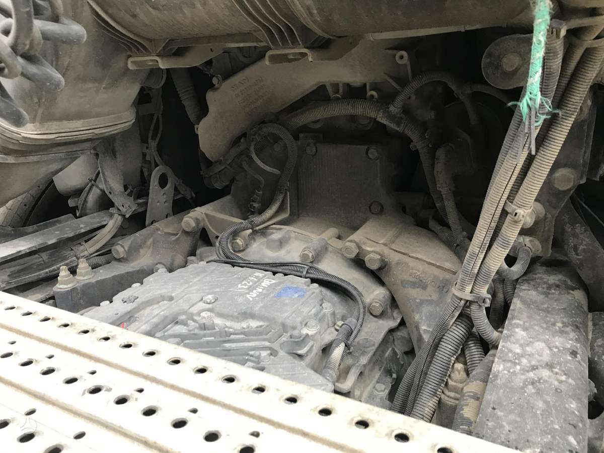 MAN TGS 24.460 dalimis, тягачи