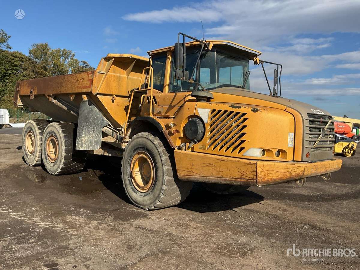 Volvo A30D, pašizgāzēji