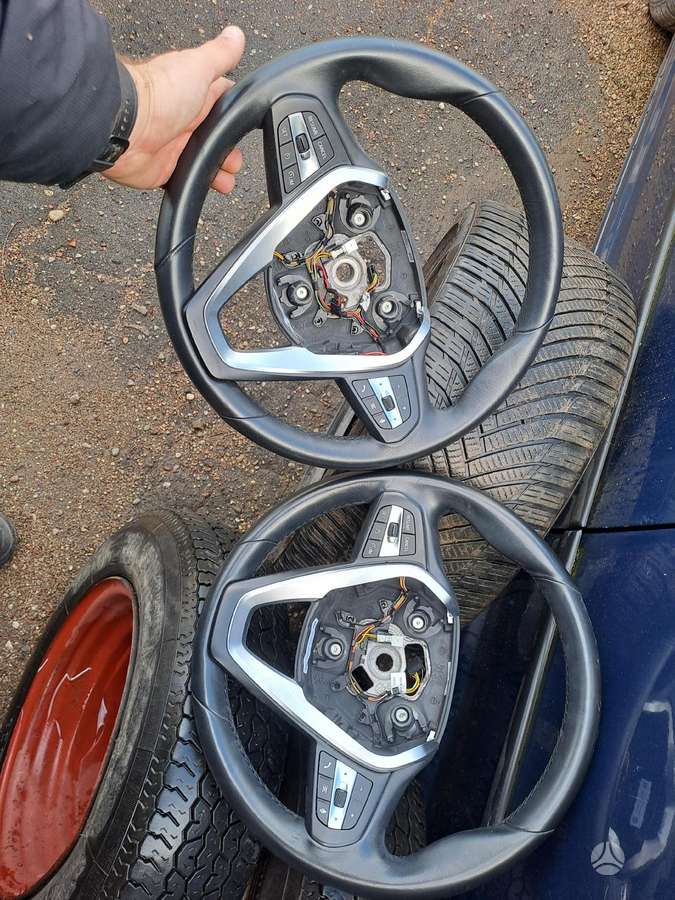 BMW 3 serija apdailos detalės