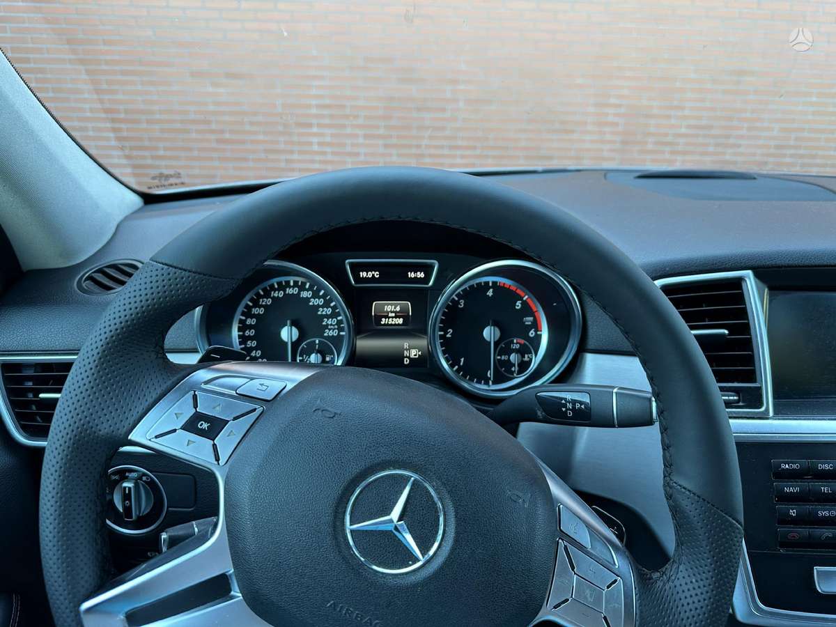 Mercedes-Benz ML250 - 5