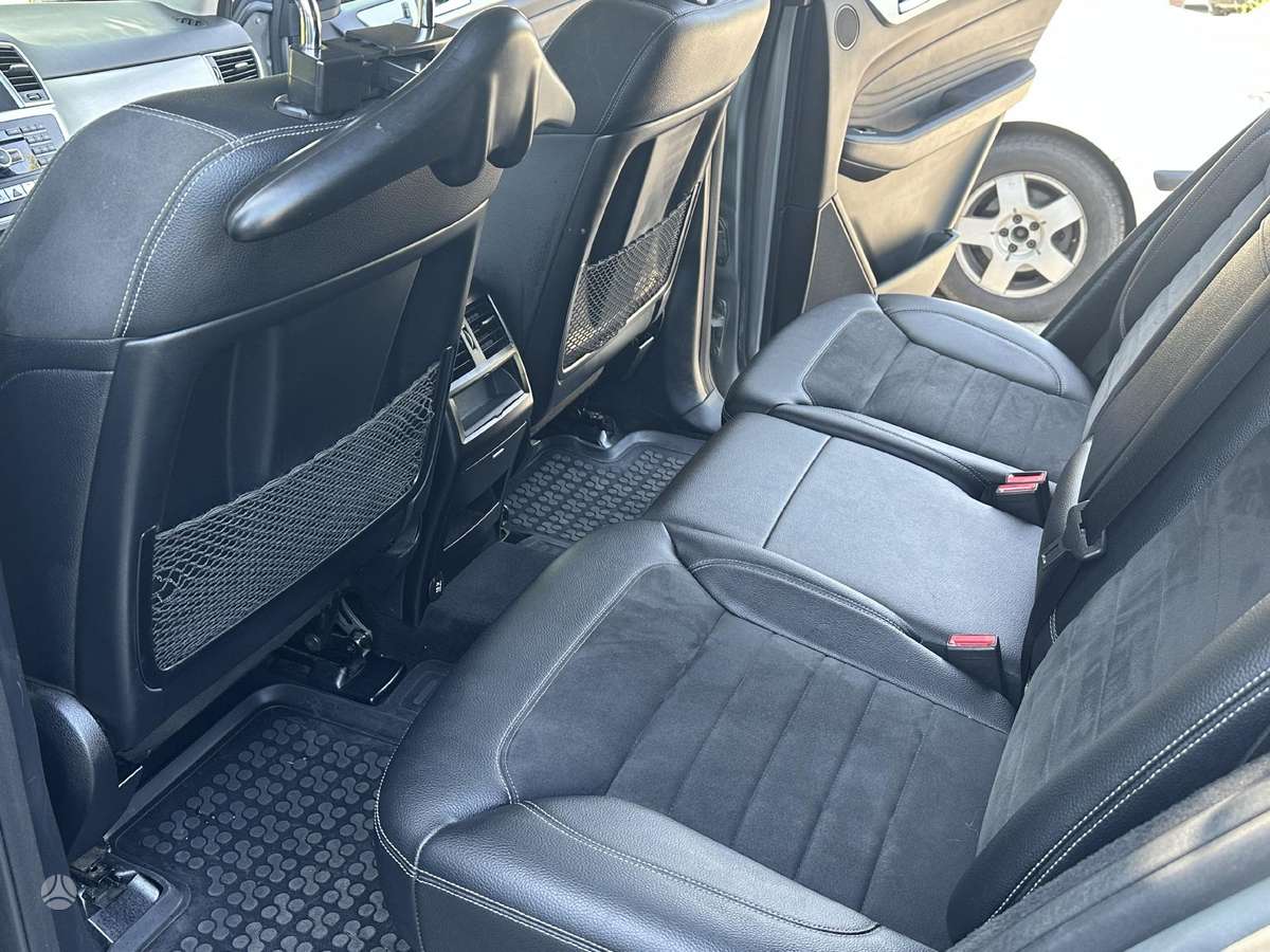 Mercedes-Benz ML250 - 7