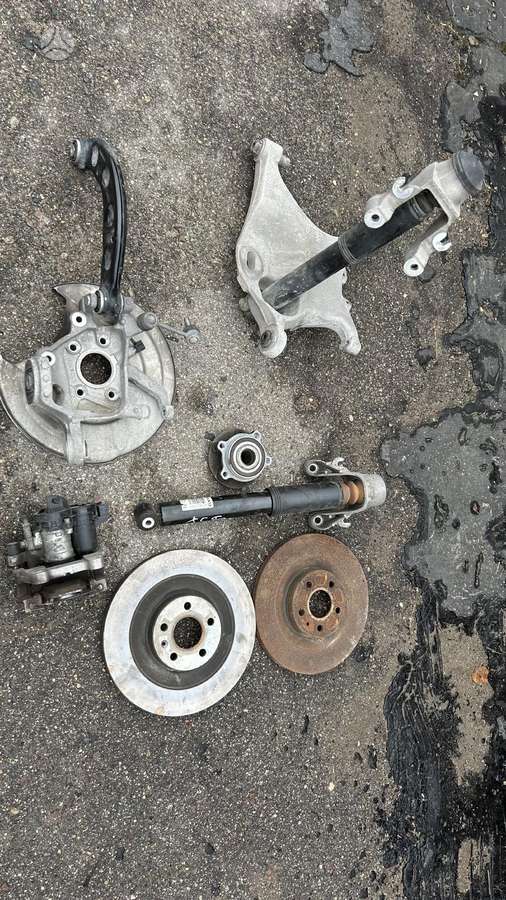 Volvo S90 kėbulo dalys