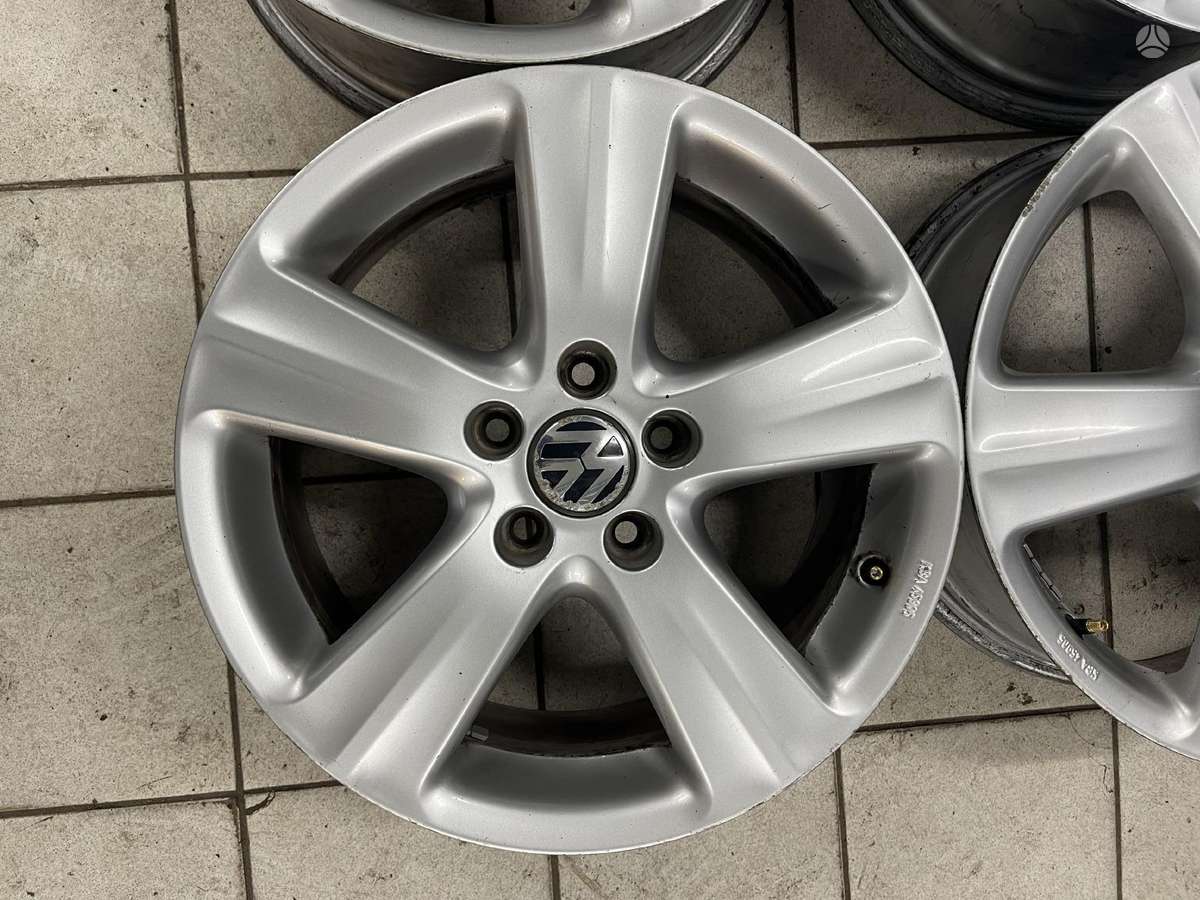 Volkswagen, light alloy, R17