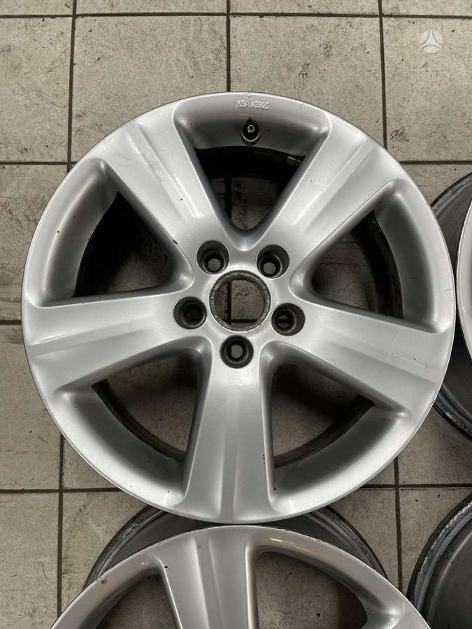 Volkswagen, light alloy, R17