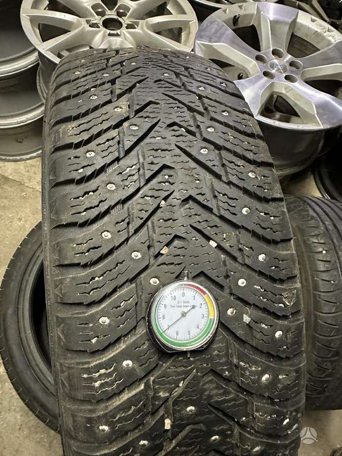 Nokian, зимние 225/65 R17