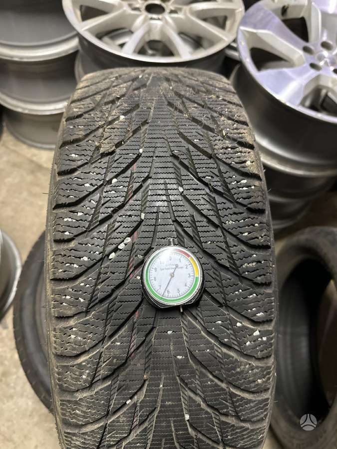 Nokian, winter 215/60 R16