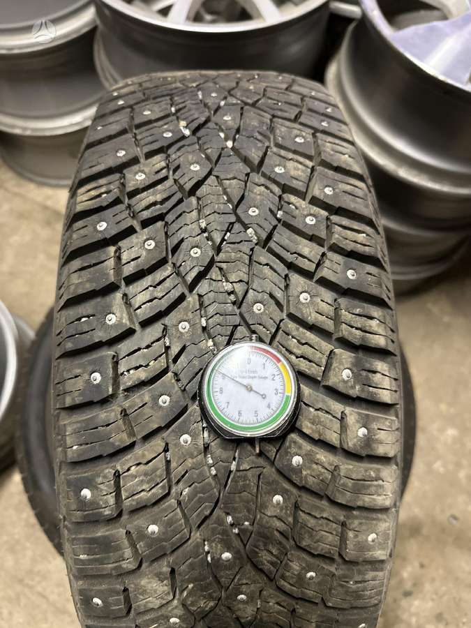 Triangle, winter 205/55 R16
