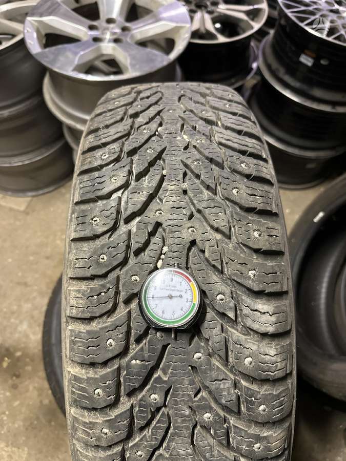 Nokian, winter 225/65 R17